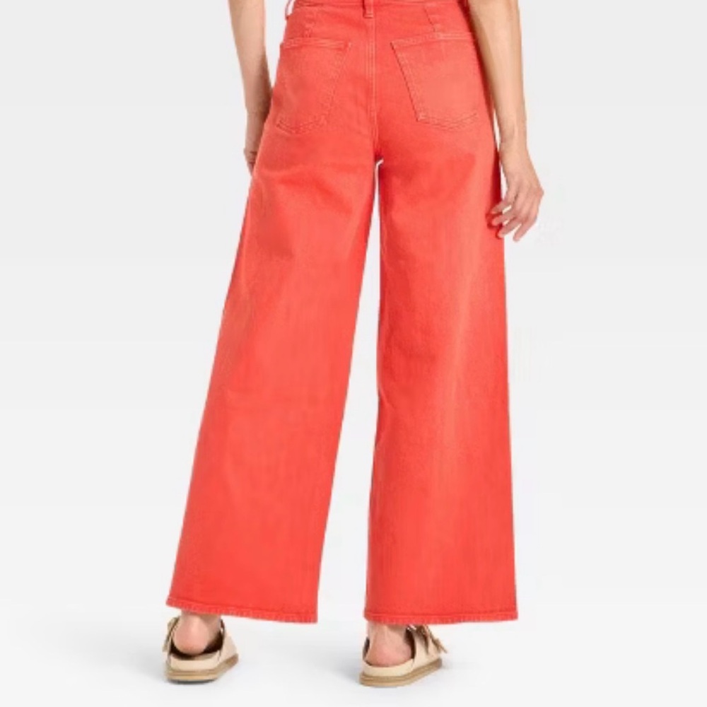 NWT Women's High-Rise Sailor Wide Leg Ankle Jeans - Universal Thread™ - Picture 2 of 3